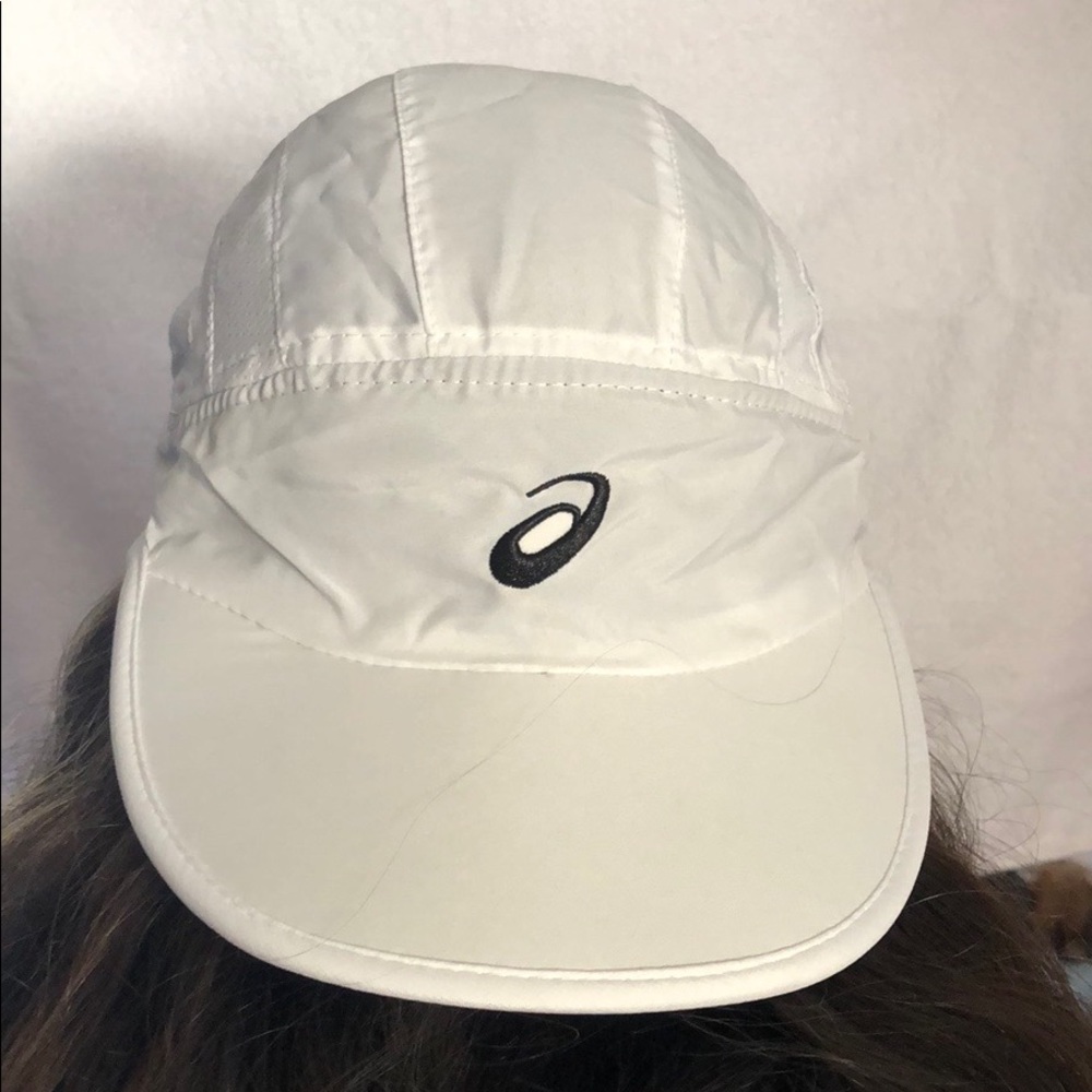 ASICS hat - Picture 2 of 2